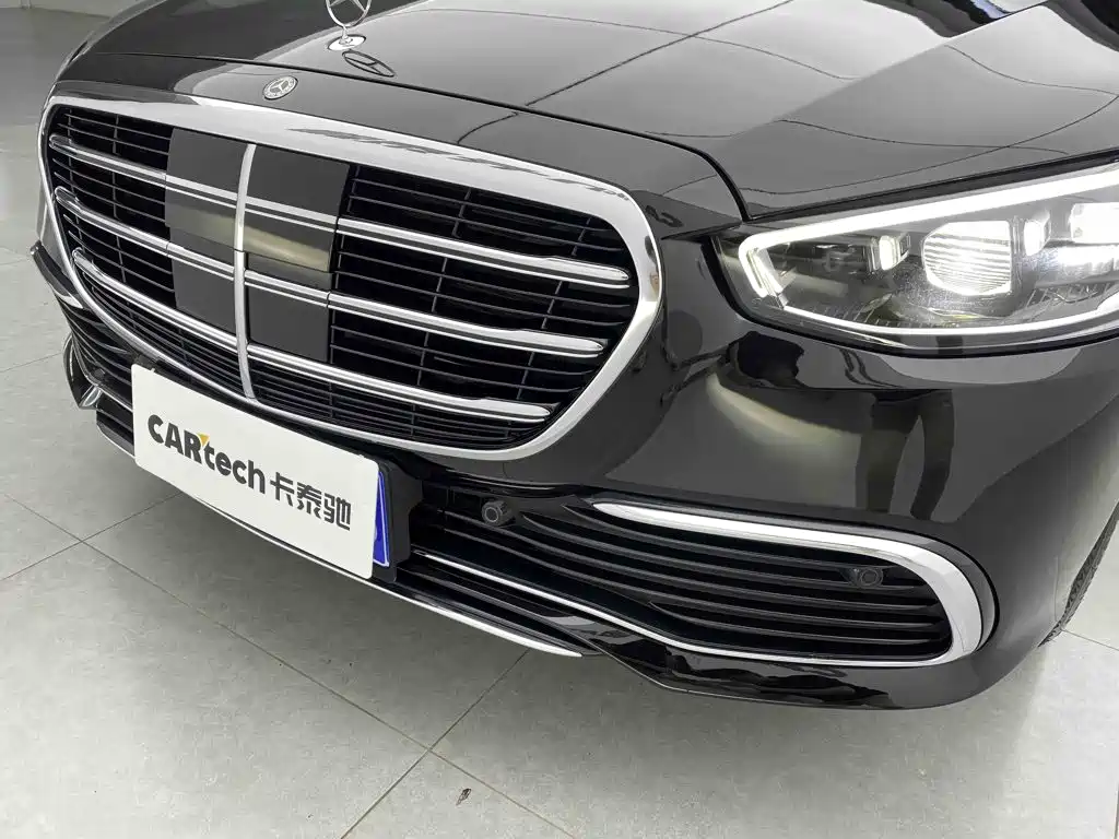 Mercedes-Benz S-Class — миниатюра 12