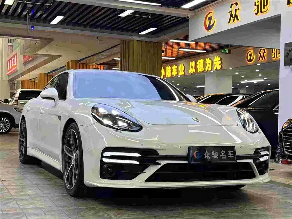 Porsche Panamera 2011
