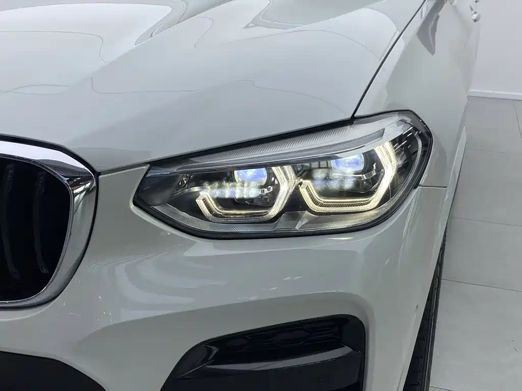 BMW X3 — миниатюра 6
