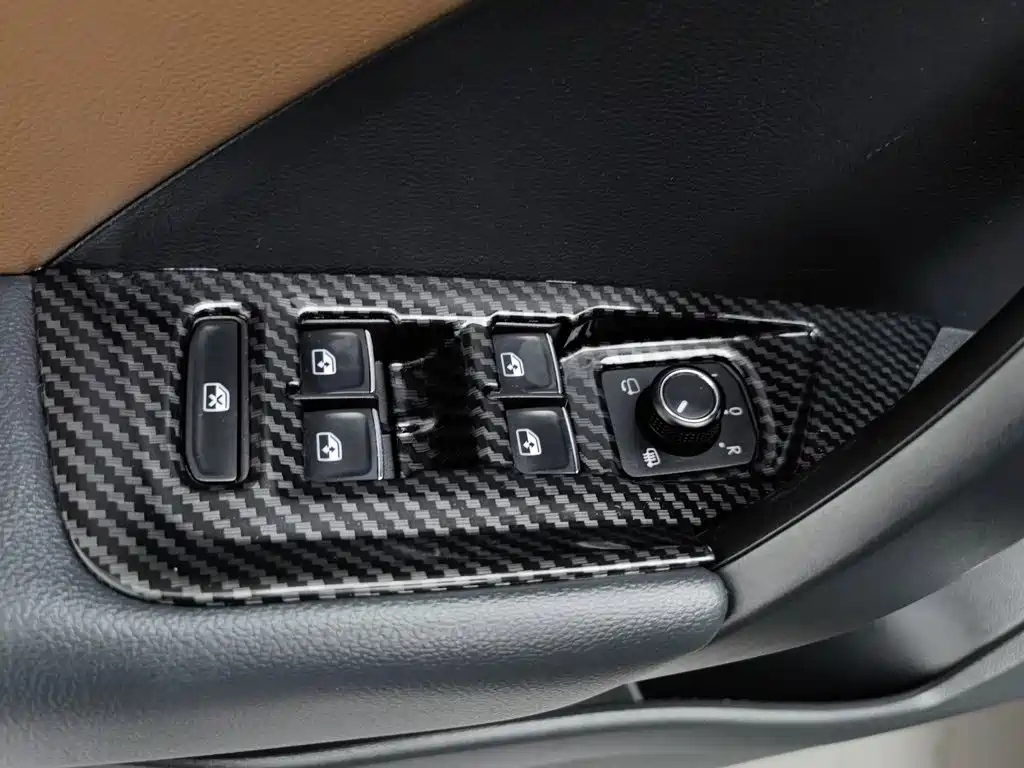 Volkswagen Tharu — миниатюра 9