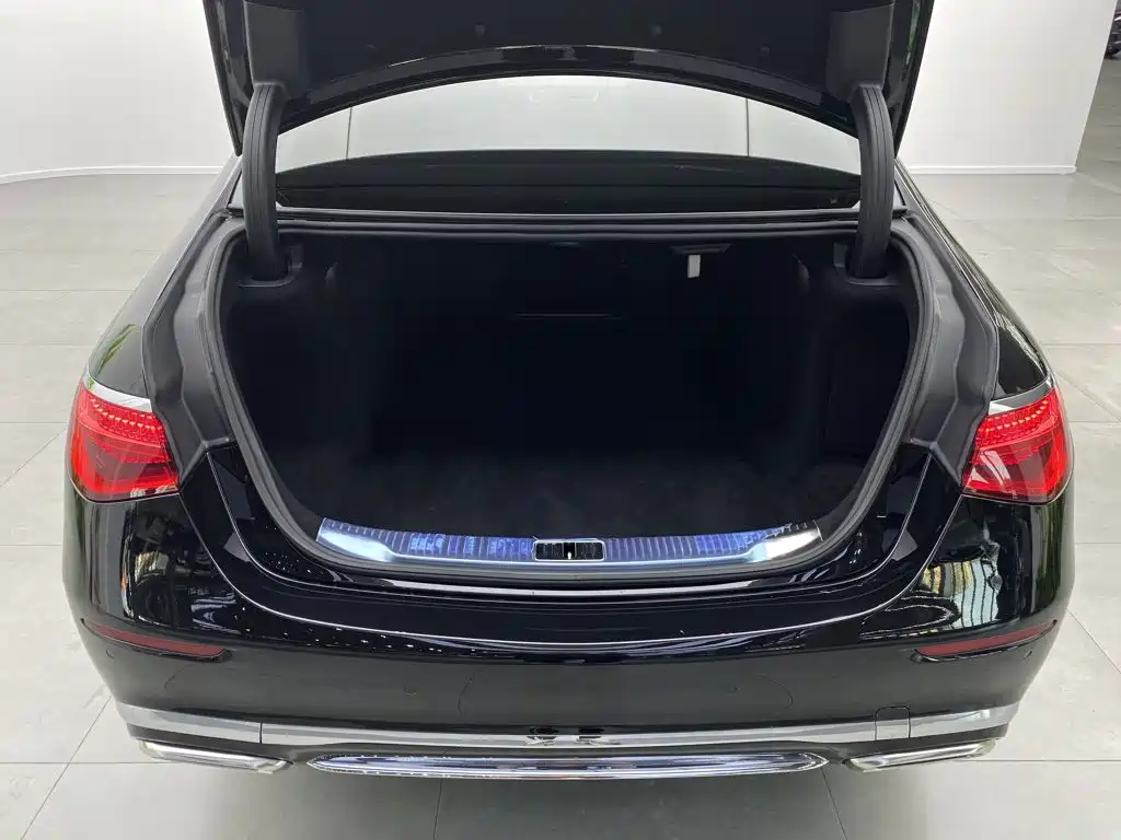 Mercedes-Benz S-Class — миниатюра 3