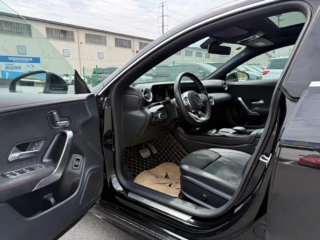 Mercedes-Benz CLA 2021 CLA 200