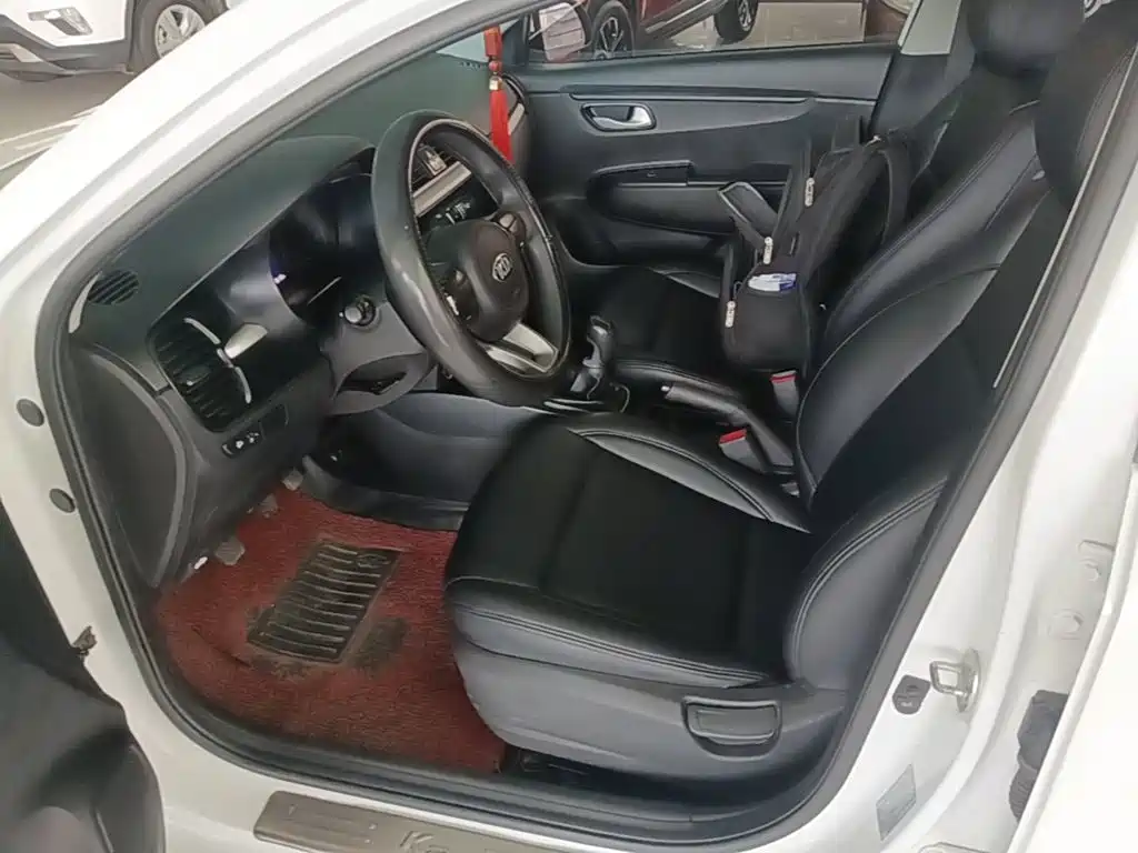 Kia K2 — миниатюра 15