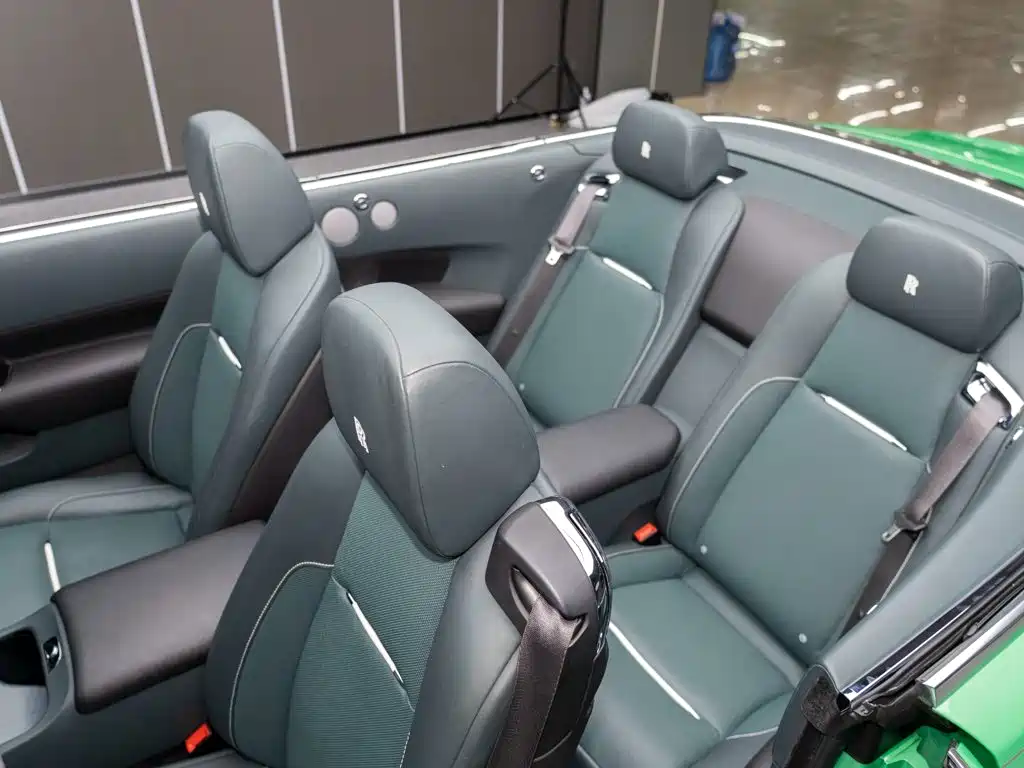 Rolls-Royce Dawn — миниатюра 12