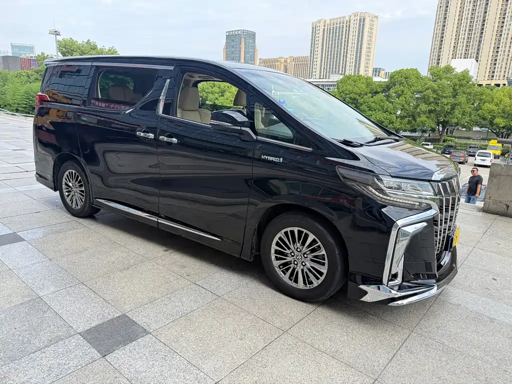 Toyota Alphard 2019 2.5L Luxury