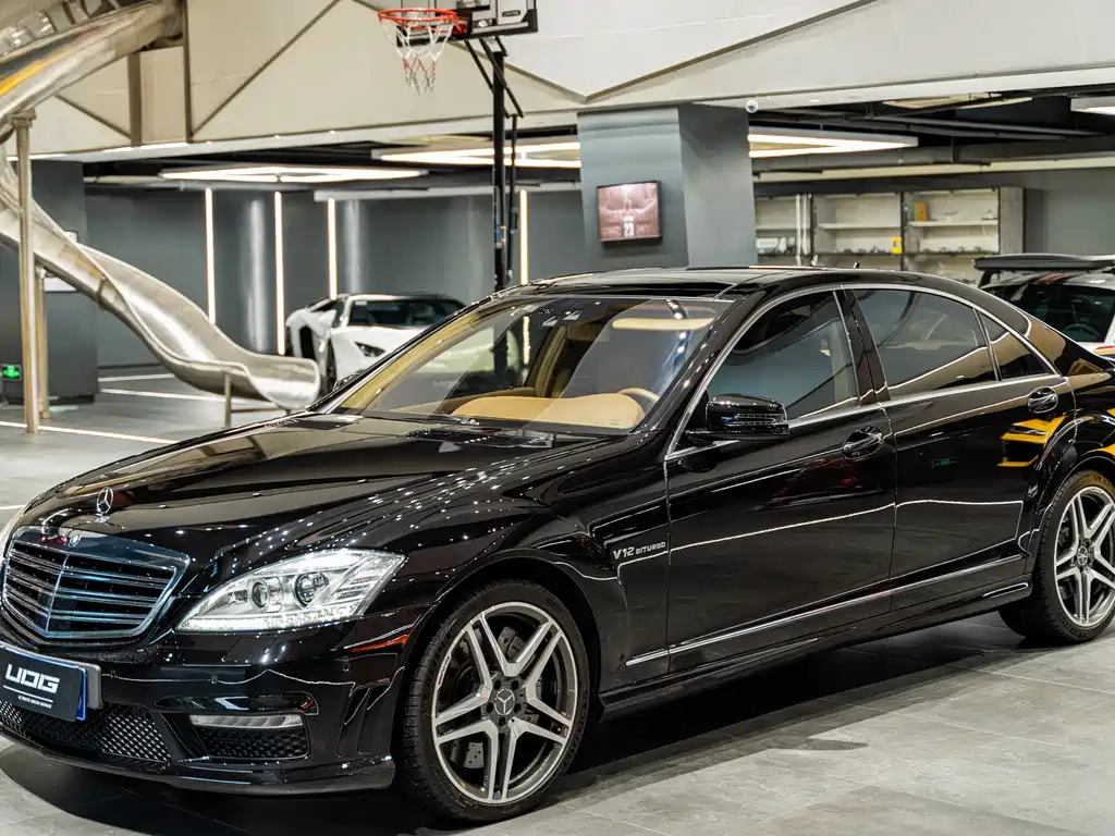 Купить Mercedes-Benz S-Class AMG