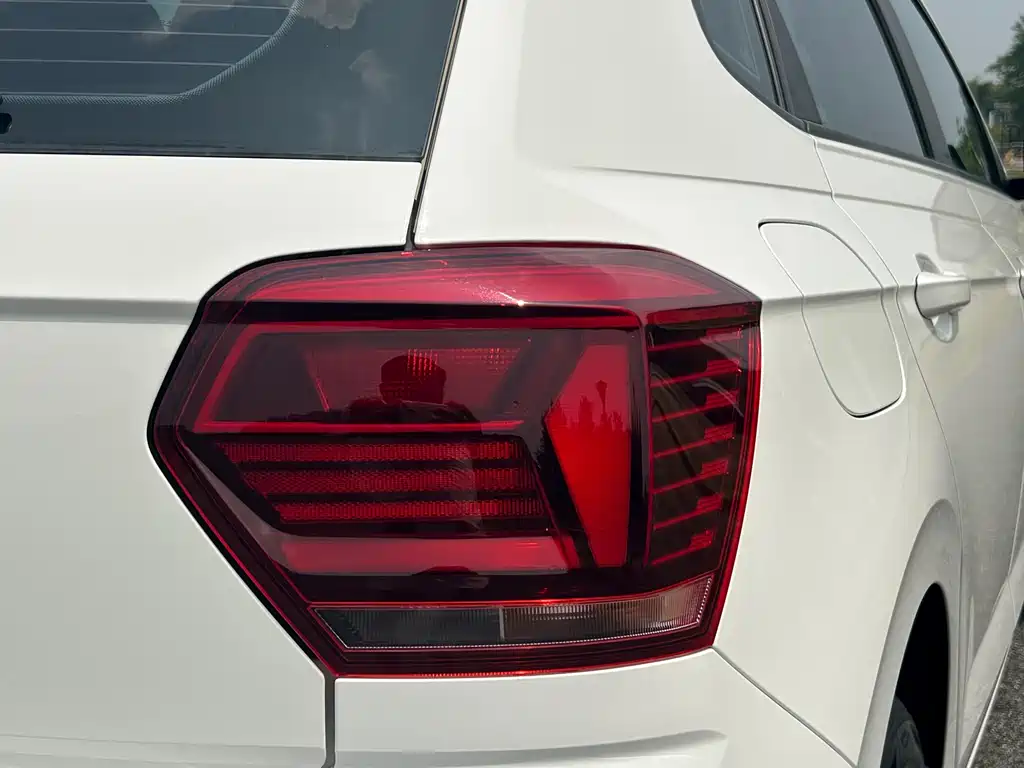 Volkswagen Polo — миниатюра 21