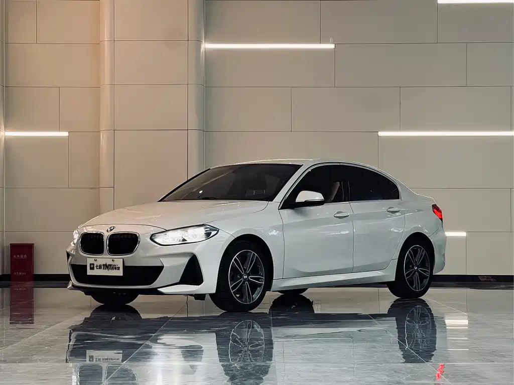 BMW 1 Series 2022