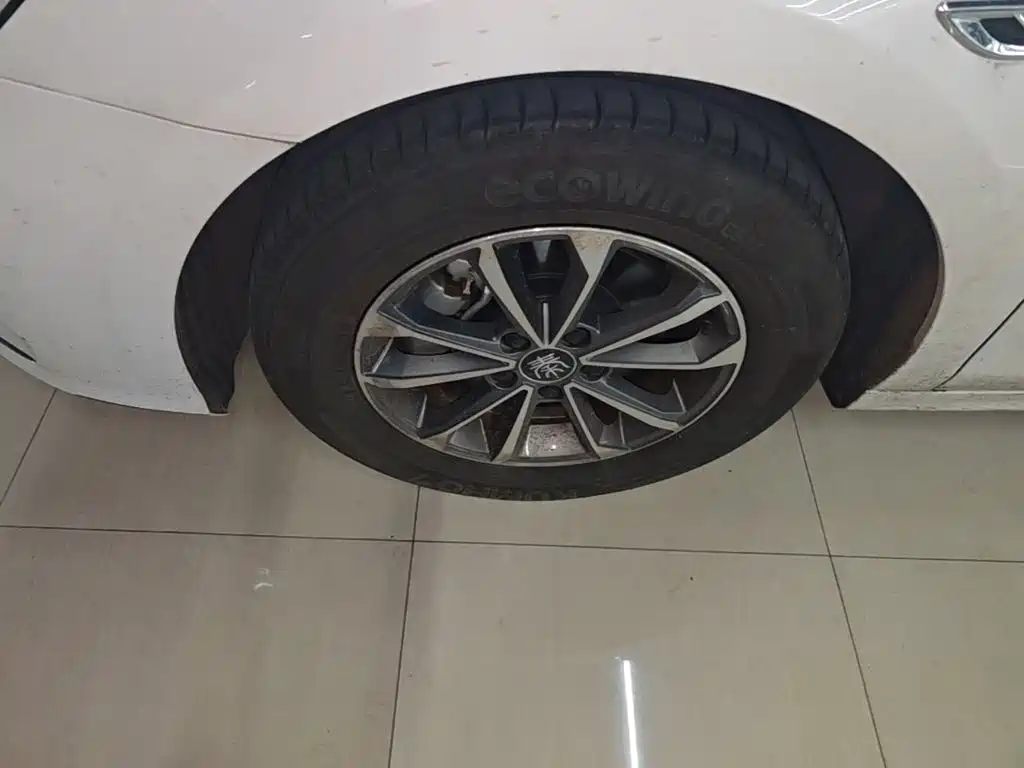 BYD Qin PLUS — миниатюра 23