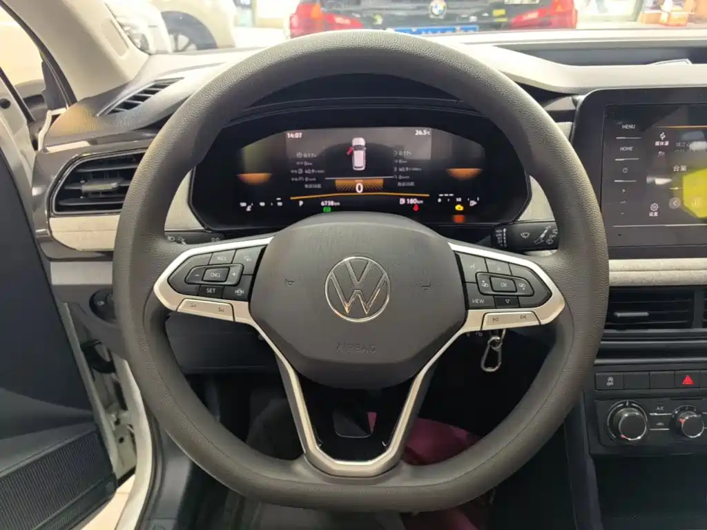 Volkswagen Tharu — миниатюра 11