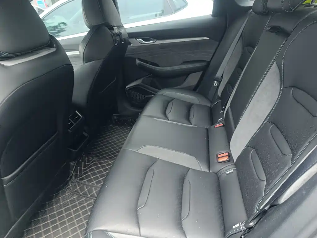 Geely Preface 2023 2.0TD