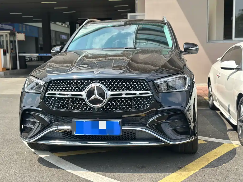 Mercedes-Benz GLE (Import) — миниатюра 2
