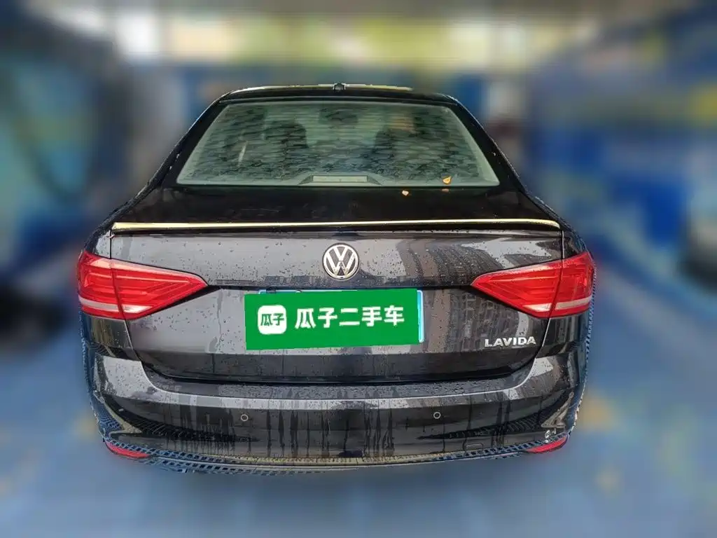 Volkswagen Lavida — миниатюра 3