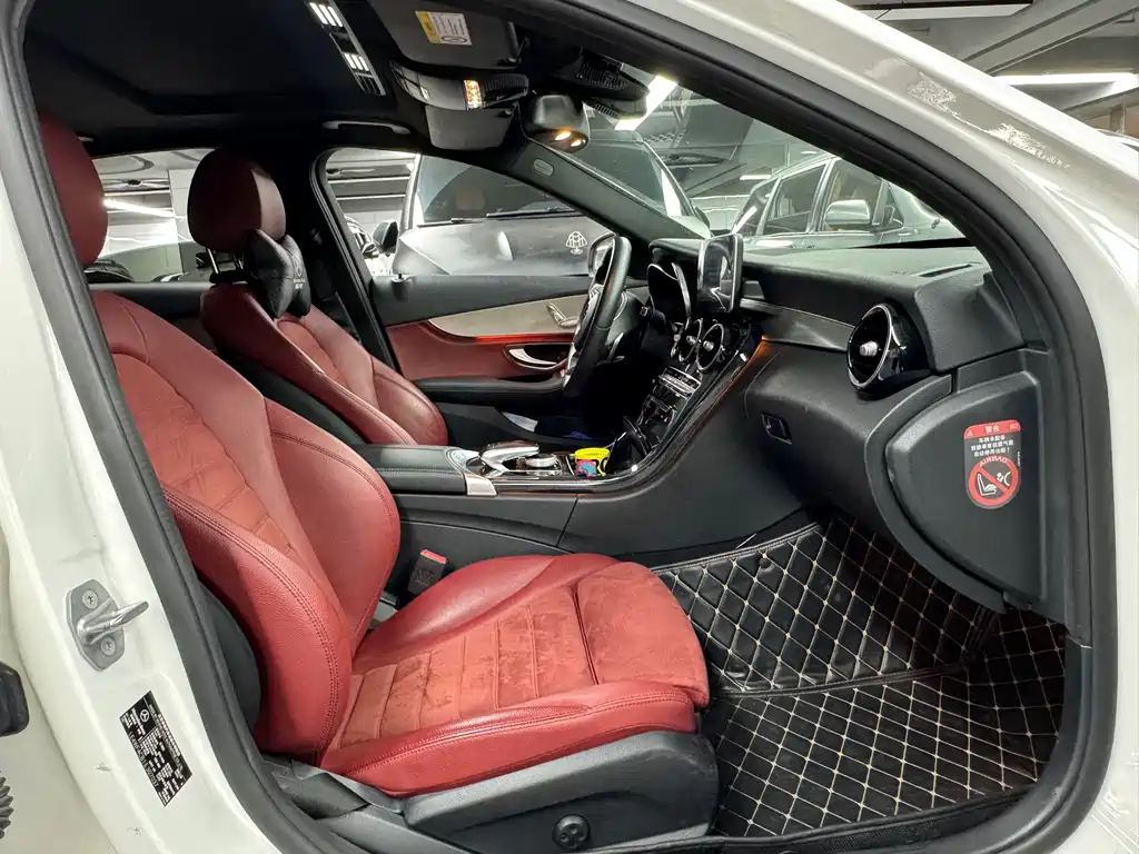 Mercedes-Benz C-Class — миниатюра 10