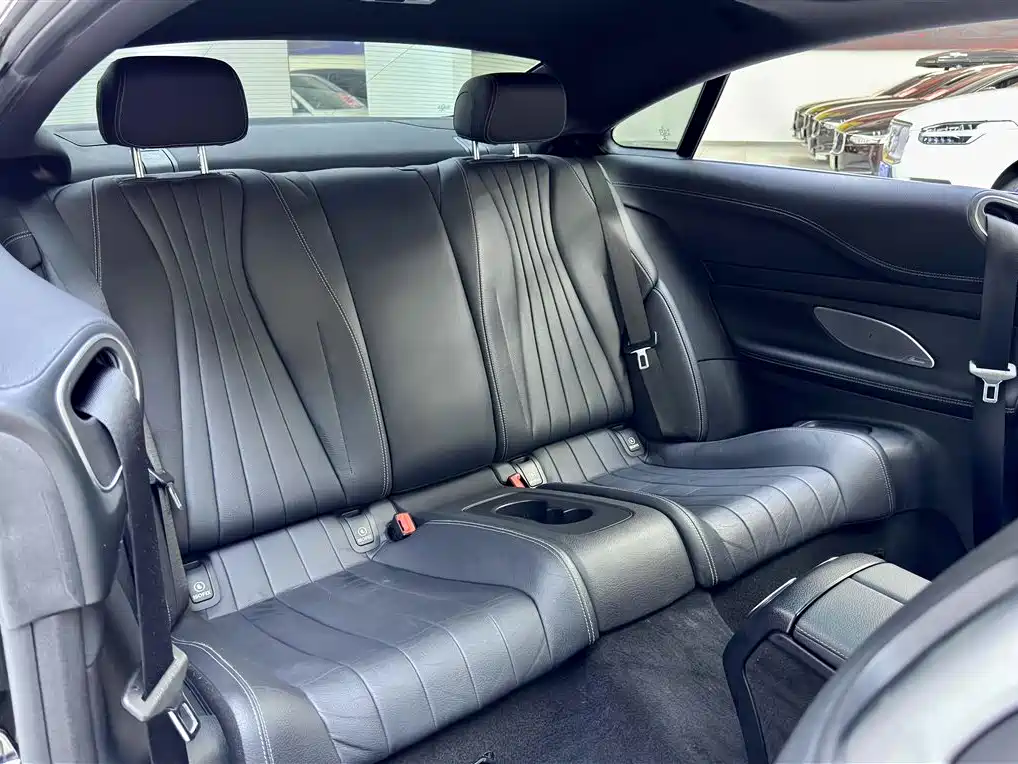 Mercedes-Benz E-Class (Import) — миниатюра 9