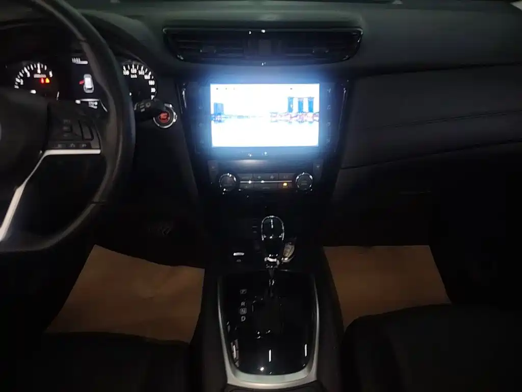 Nissan X-Trail — миниатюра 13