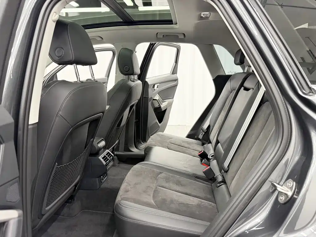 Audi Q3 — миниатюра 10
