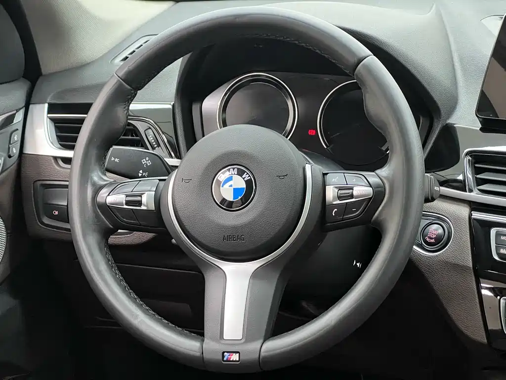 BMW X1 — миниатюра 8