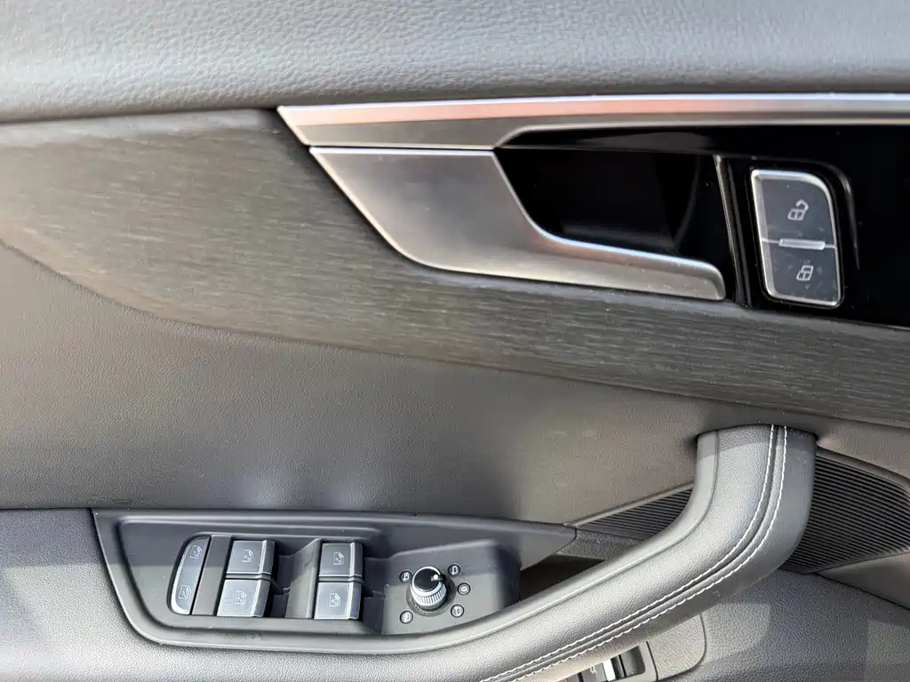 Audi A4L — миниатюра 15