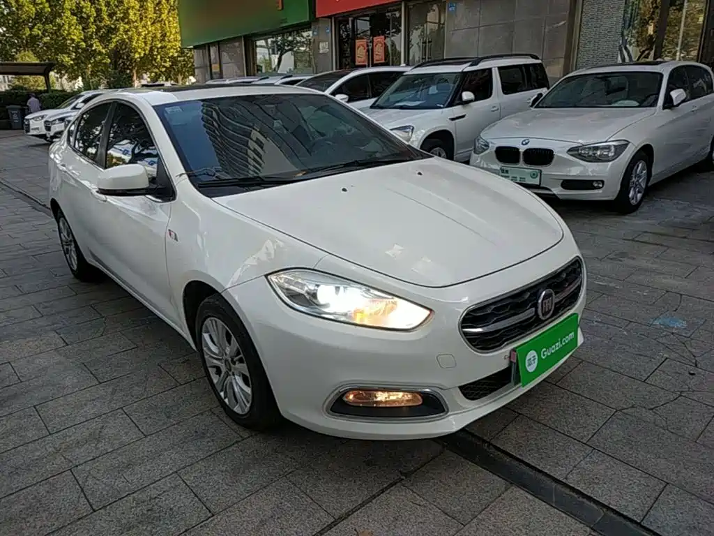 Fiat Viaggio — миниатюра 4