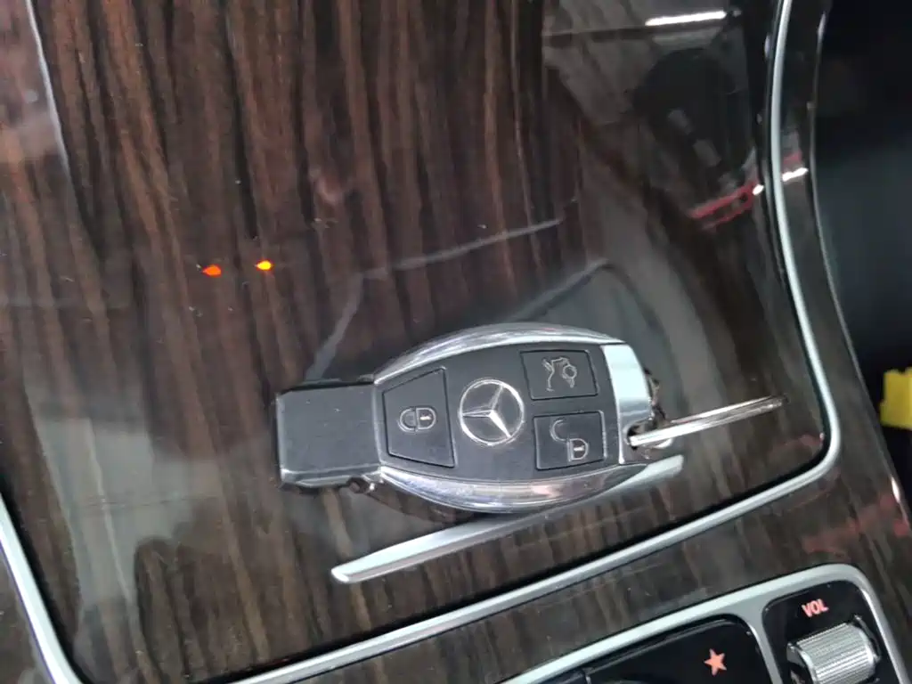 Mercedes-Benz C-Class — миниатюра 9