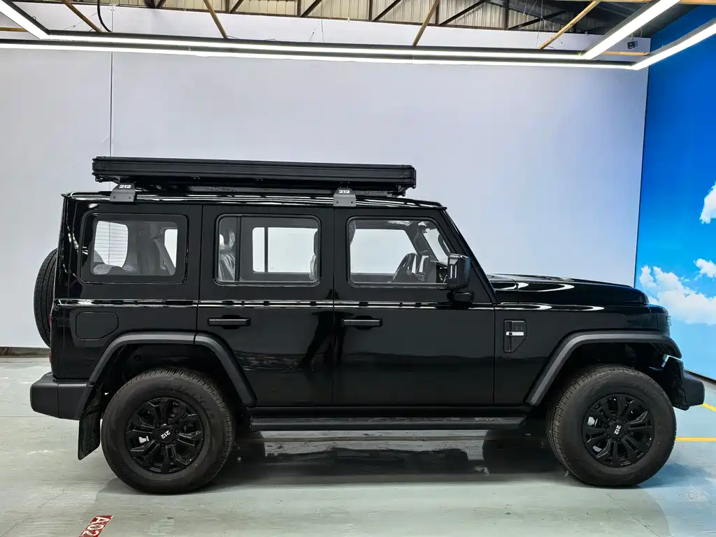 212 212 T01 — миниатюра 7