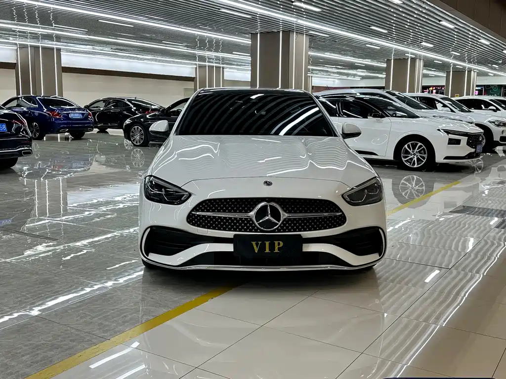 Mercedes-Benz C-Class — миниатюра 2
