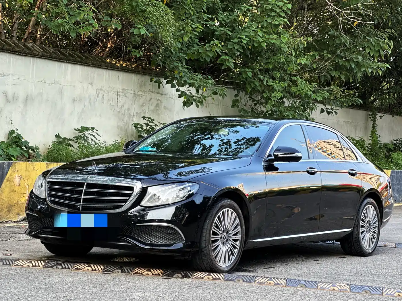 奔驰E级 2020款 改款 E 300 L 殊享版 2020