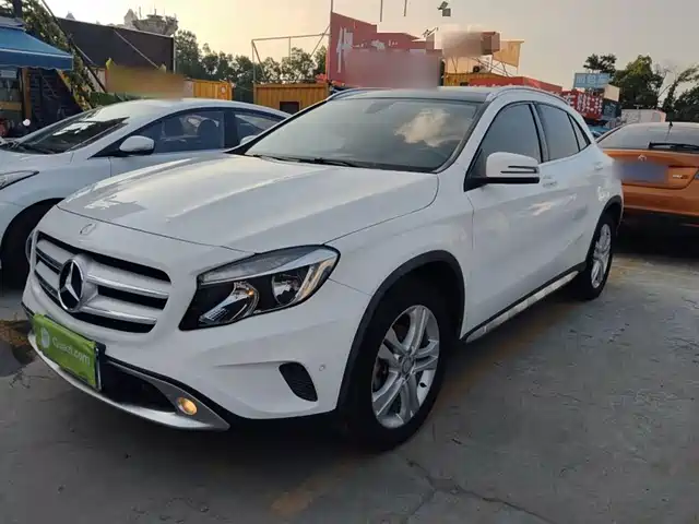 MERCEDES-BENZ  GLA 2016