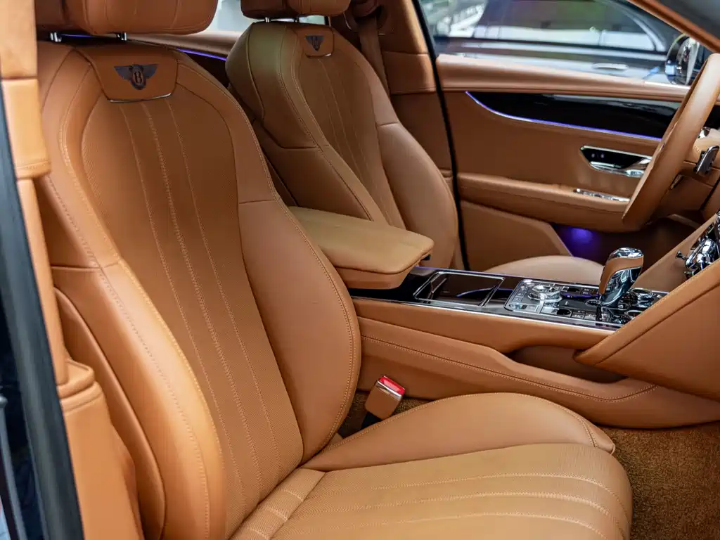 Bentley Flying Spur — миниатюра 15