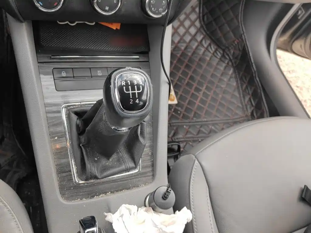 Skoda Octavia — миниатюра 7