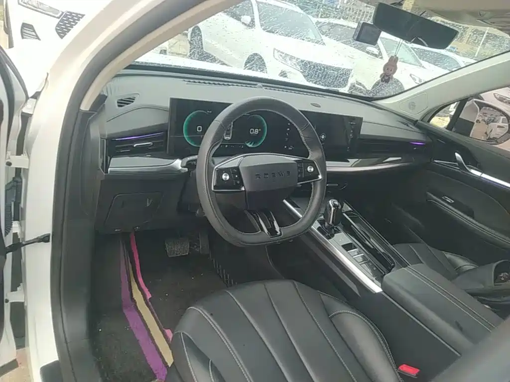 Roewe RX5 MAX — миниатюра 10