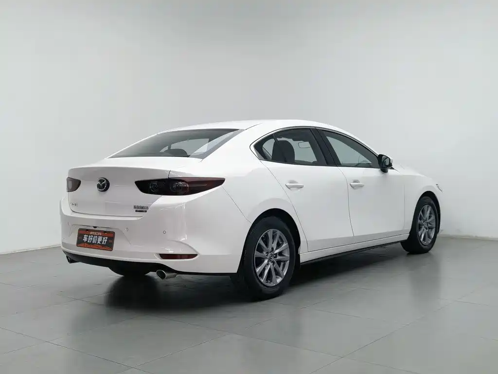 Mazda 3 Axela — миниатюра 2