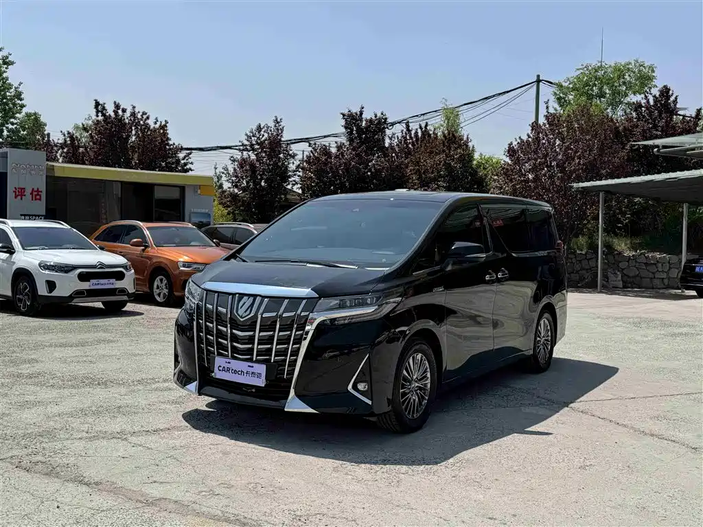 Toyota Alphard 2022