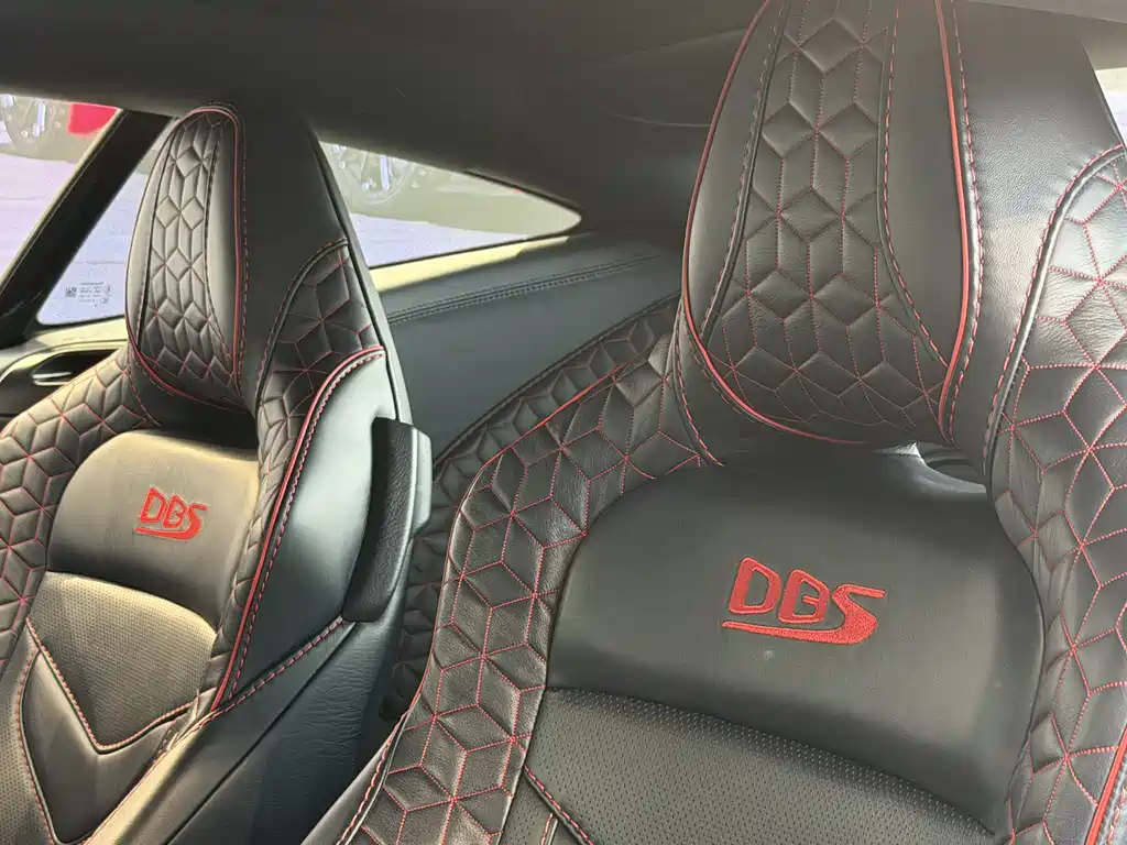 Aston Martin DBS 2019 DBS Superleggera V12 Coupe