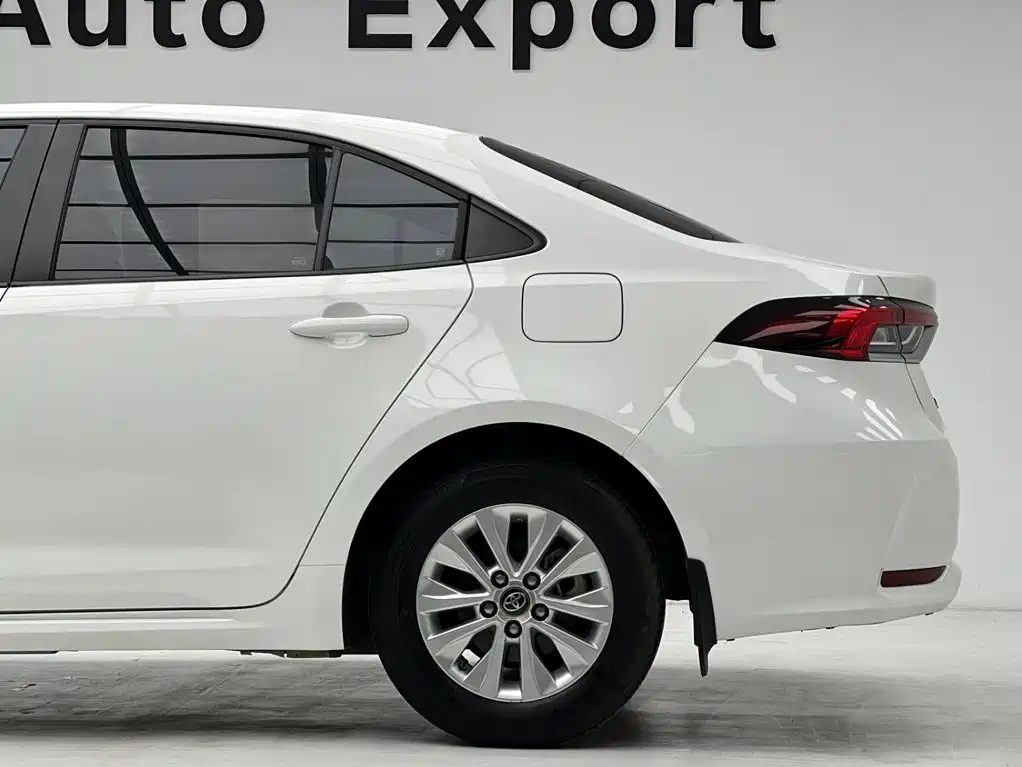 Toyota Corolla — миниатюра 20