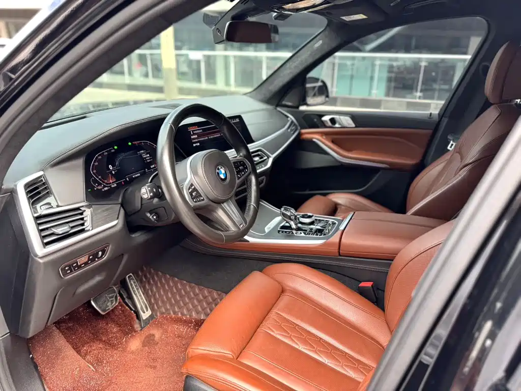 BMW X7 2020 xDrive40i Premium Luxury