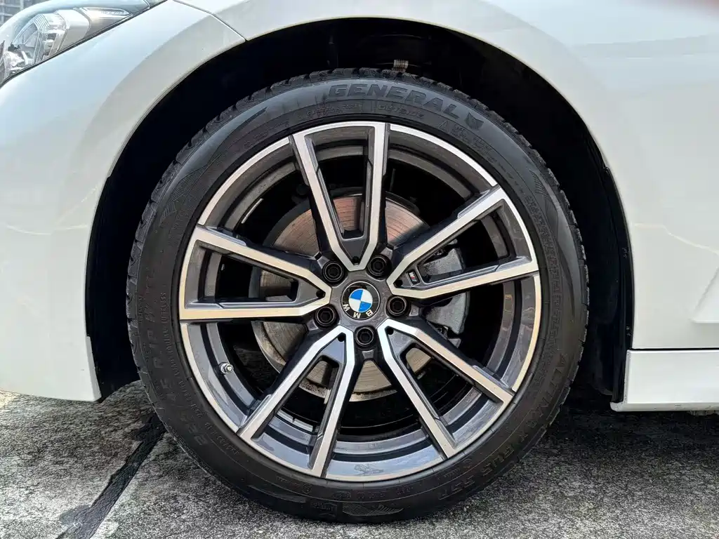 BMW 3 Series — миниатюра 28