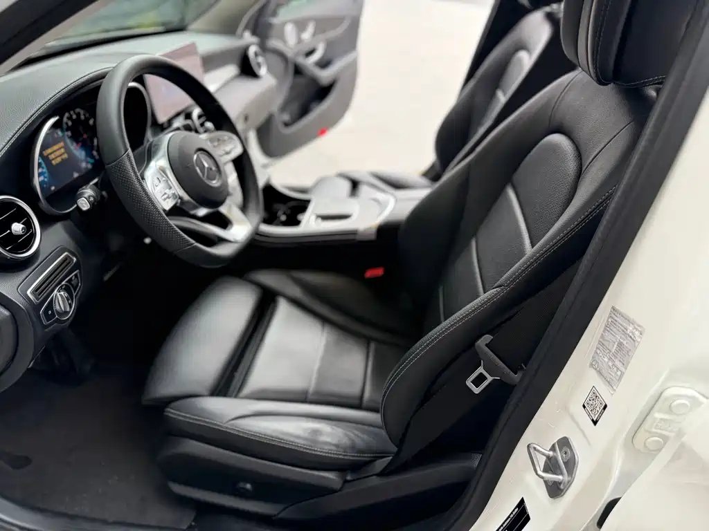 Mercedes-Benz C-Class — миниатюра 4