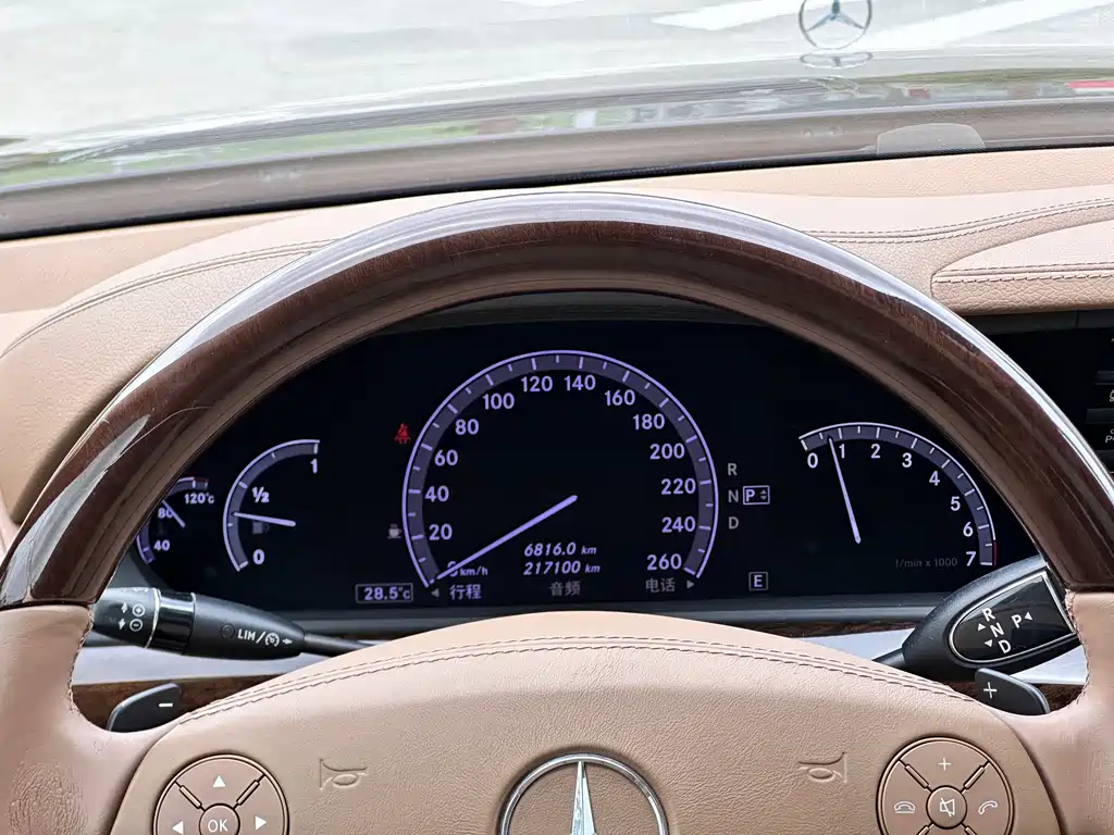 Mercedes-Benz S-Class — миниатюра 15