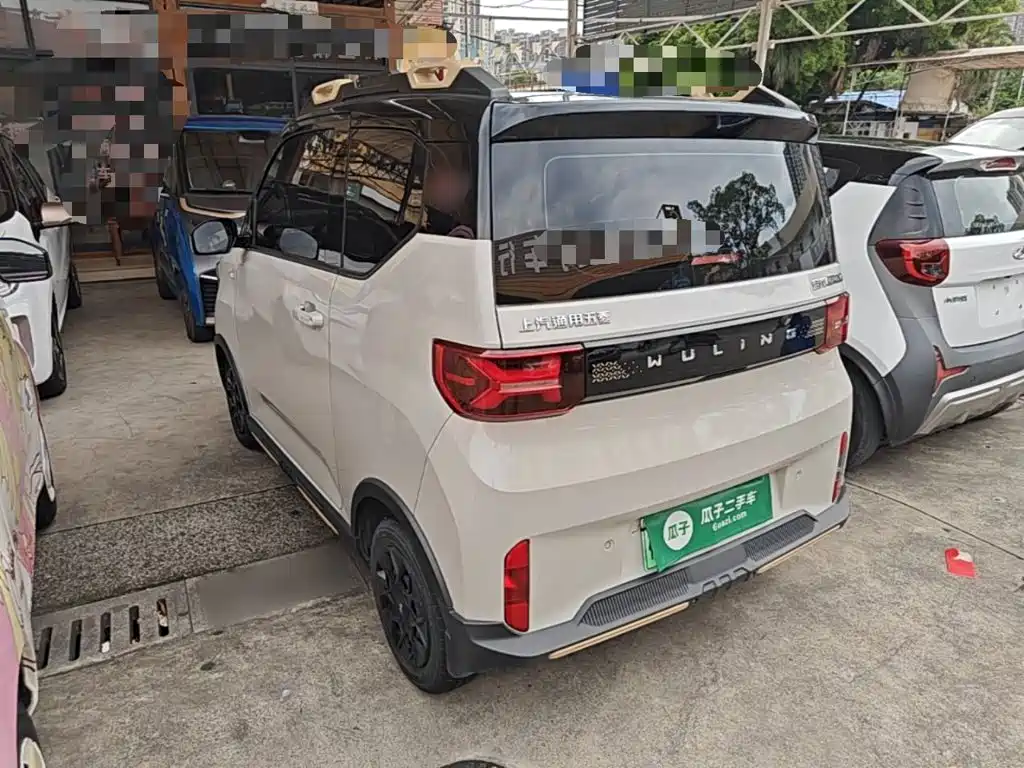 Wuling MINIEV — миниатюра 5