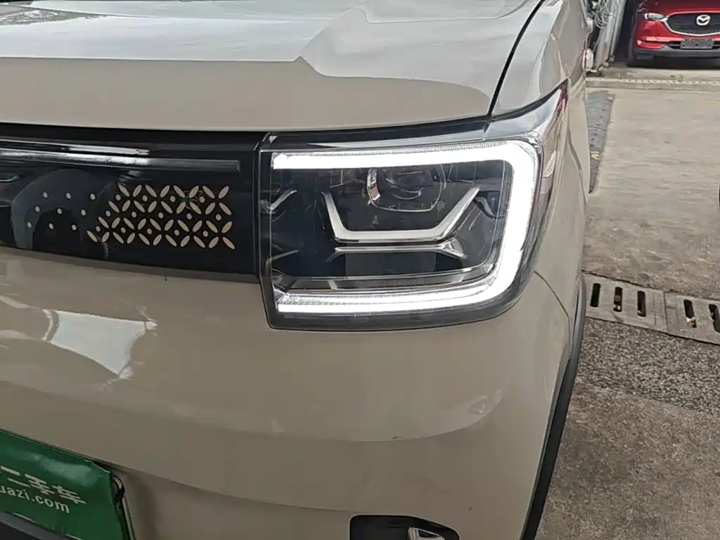 Wuling MINIEV — миниатюра 24