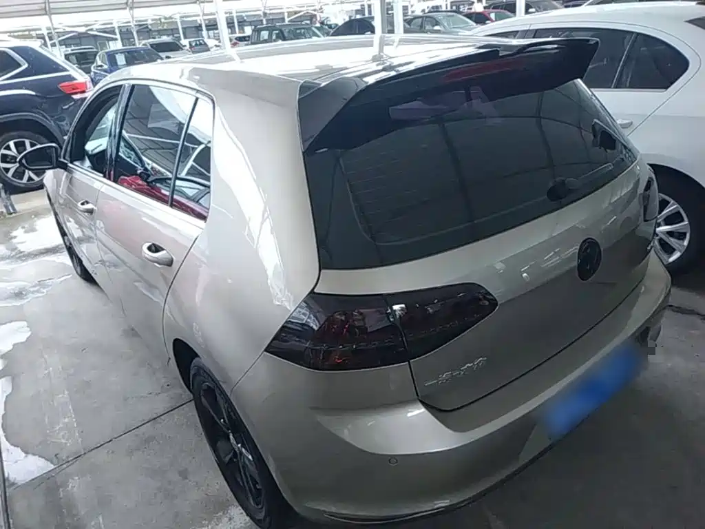 Volkswagen Golf — миниатюра 5