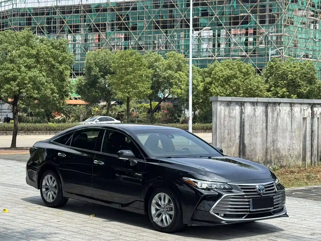 Toyota Avalon — миниатюра 3