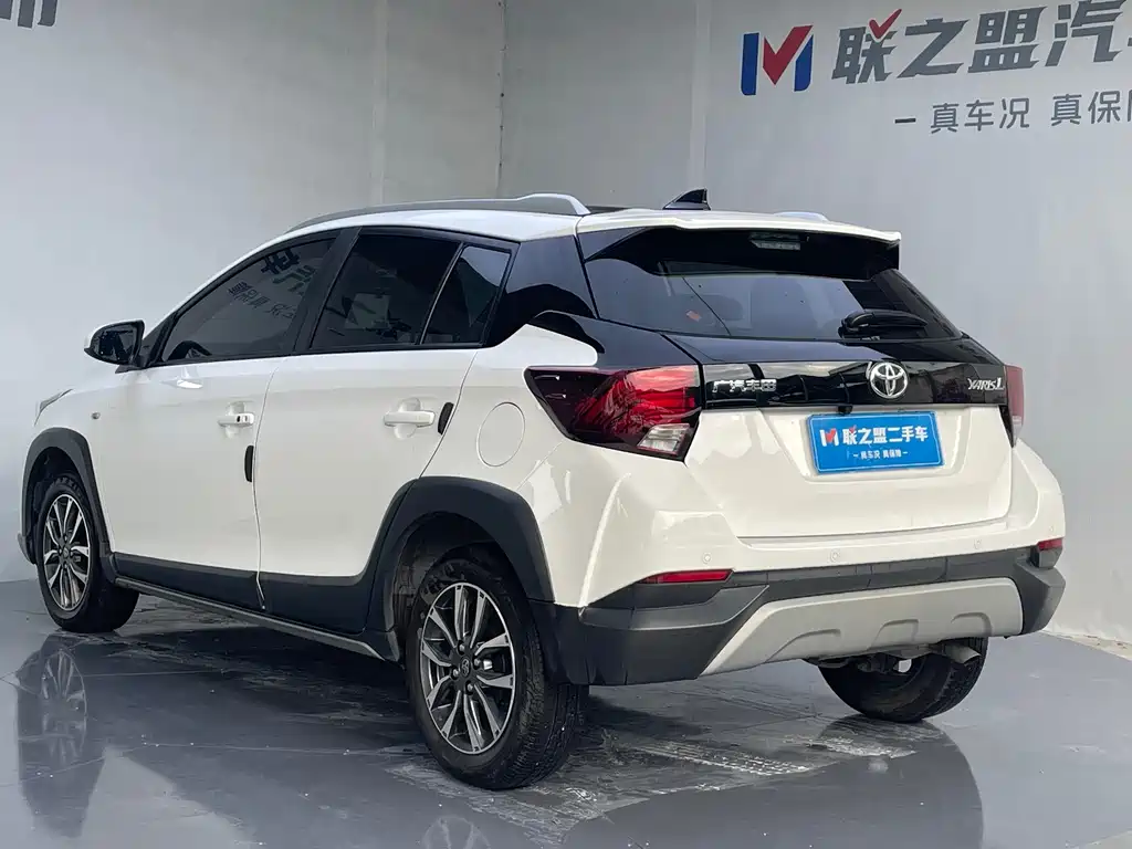Toyota Yaris L — миниатюра 6