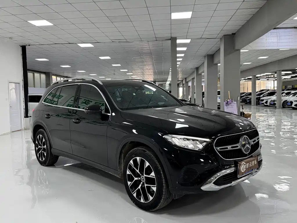 Mercedes-Benz GLC 2025 GLC 260 L 4MATIC