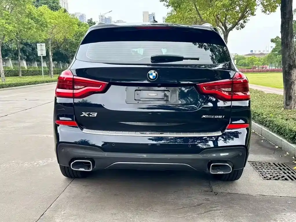 BMW X3 — миниатюра 3
