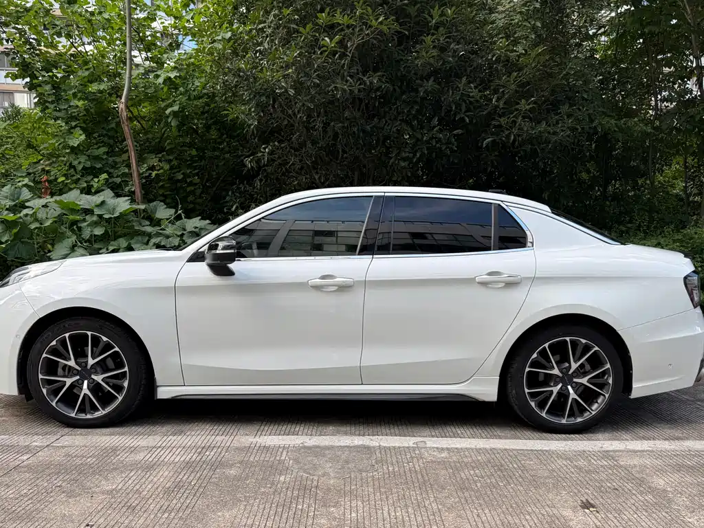 Lynk & Co 03 2018 1.5TD DCT Pro V