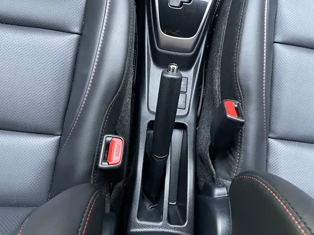 Toyota Yaris L — миниатюра 35