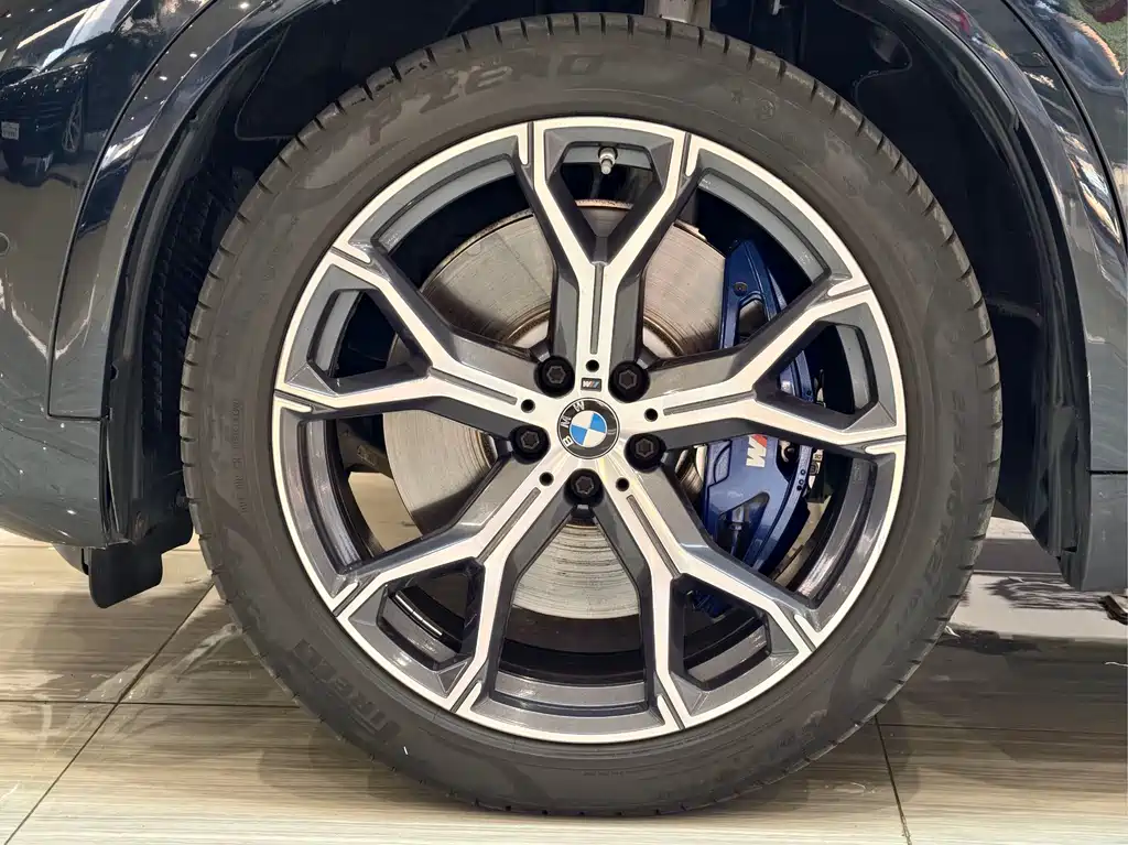 BMW X5 (Import) — миниатюра 23